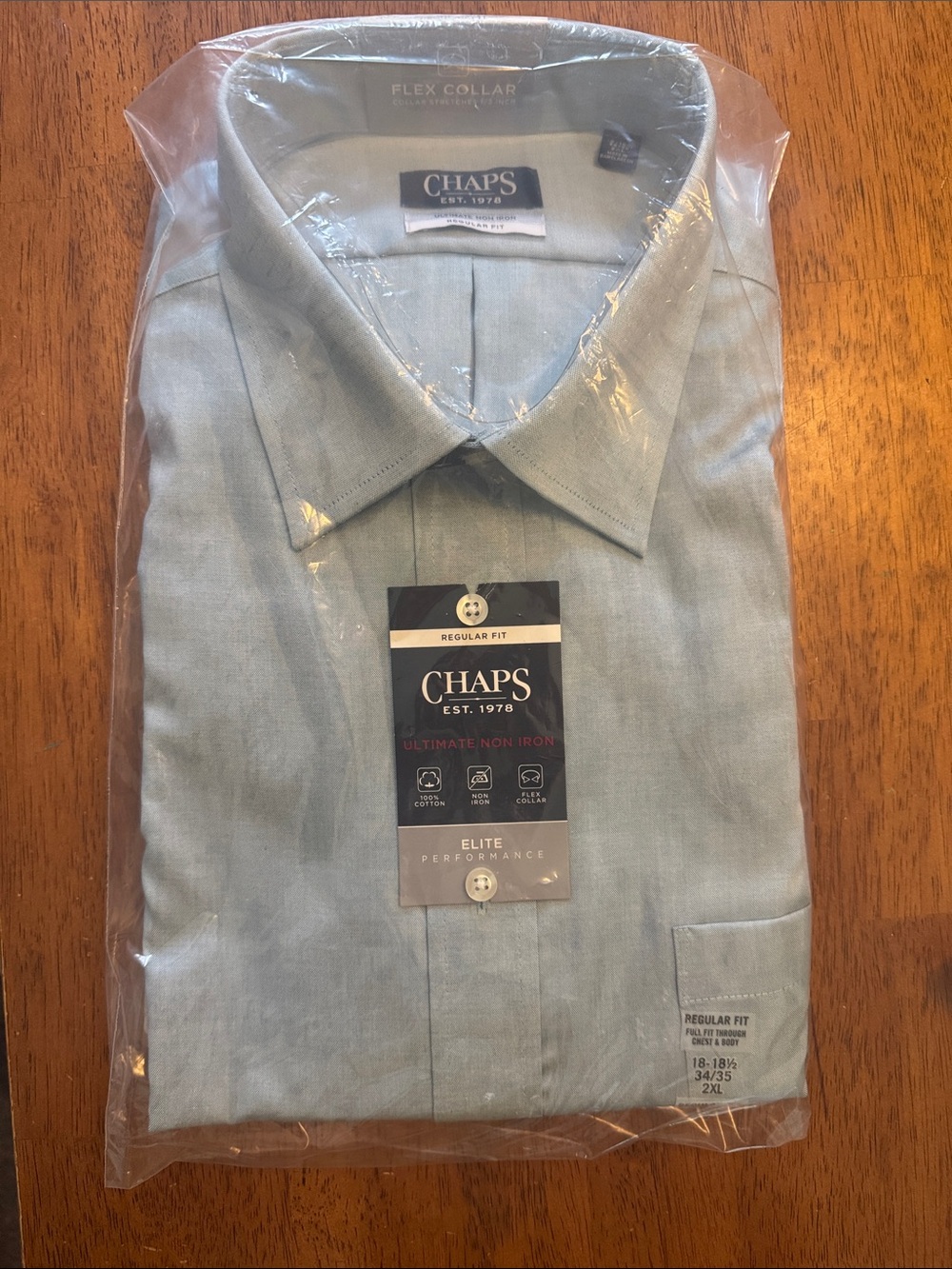 Chaps Men's Light Blue Regular Fit Long Sleeve Dress Shirt
